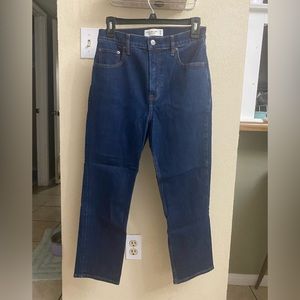 new, no tags: Abercrombie & Fitch Curve Love Ultra High Rise Ankle Straight, 28S